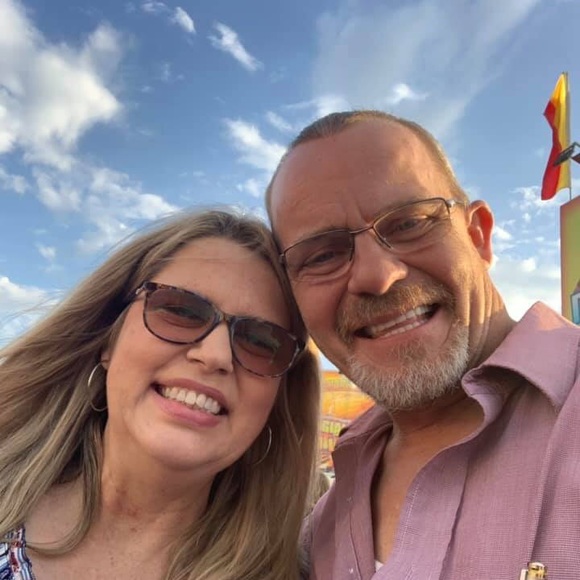 Meet your Posher, Christina - Picture 3 of 4